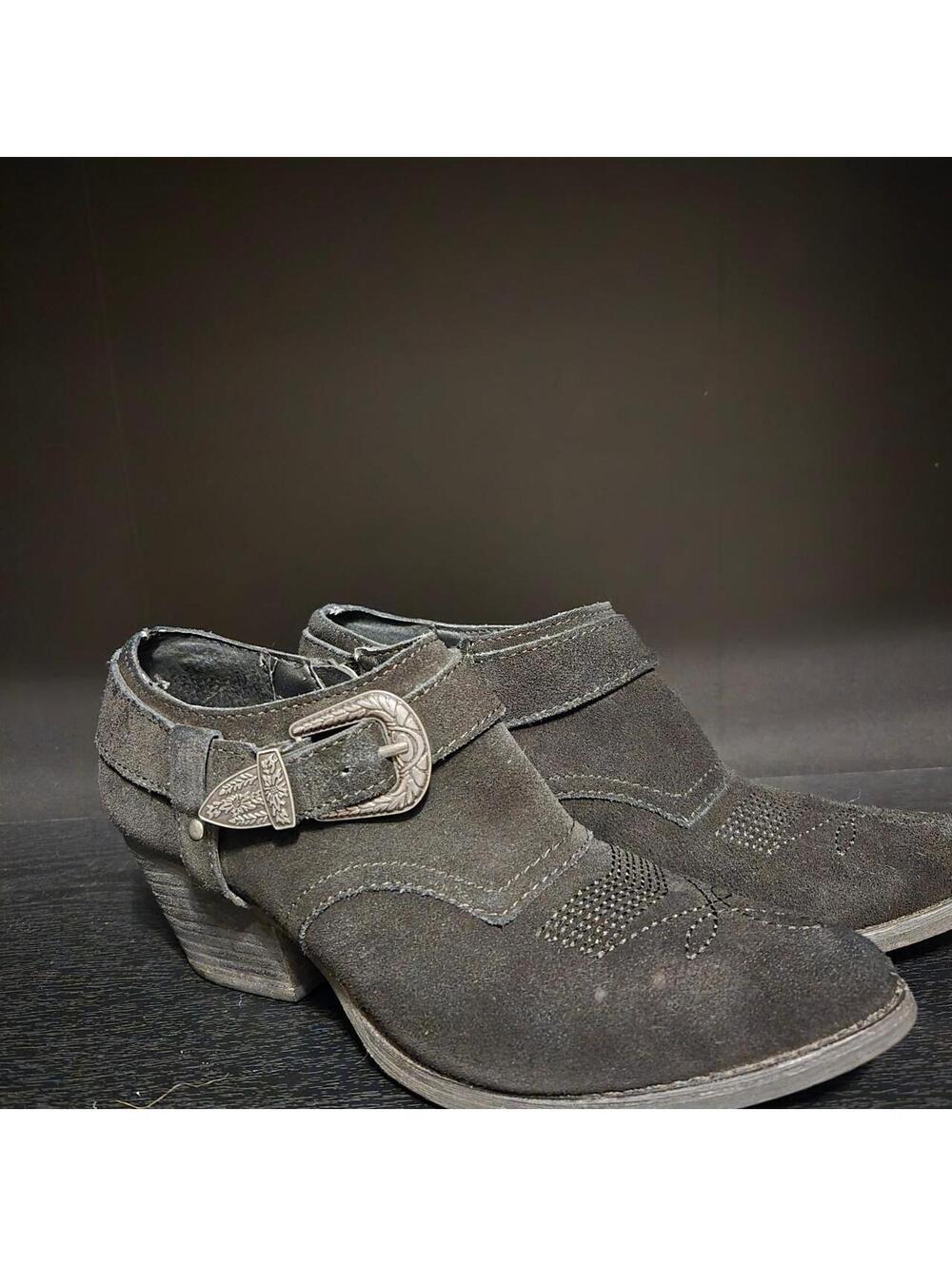 Women's Black Boot
